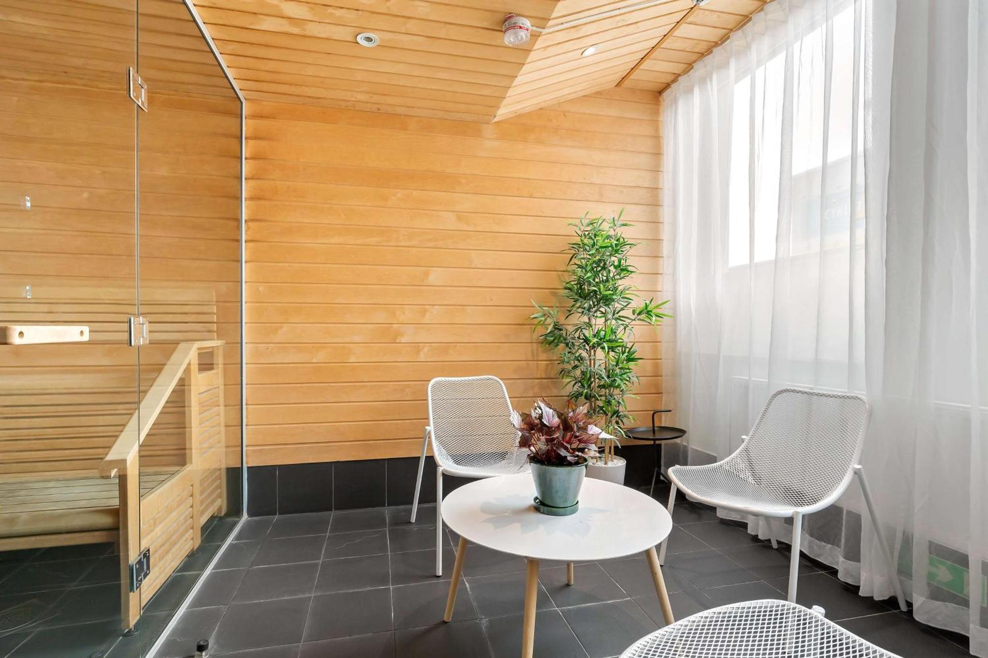 Best Western Plus Sthlm Bromma Stockholm Exterior photo